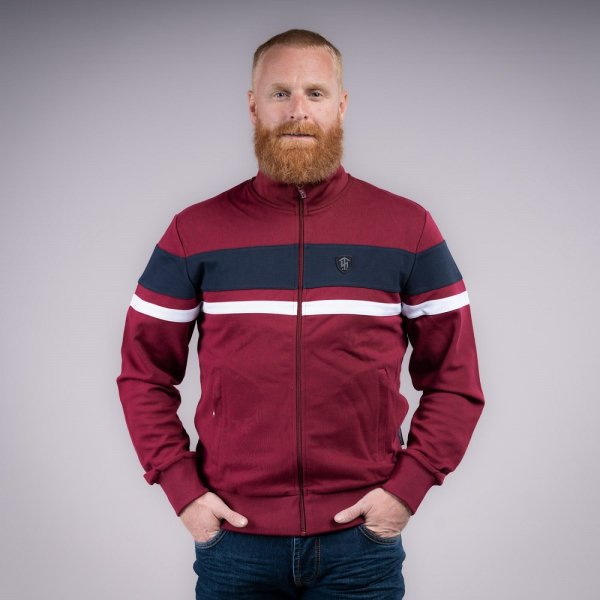 SWJ-S22-13071_Oddfinn_Studio_nah_front_17941